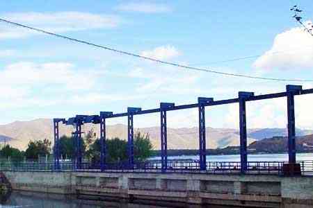 ЗАО "МЭК" намерена заложить свои акции и имущество в банке HSBC Армения и в Евразийском банке развития