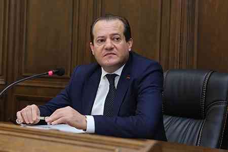 Аркадий Хачатрян: Экономический кризис в стране достаточно глубокий,  он обусловлен как коронавирусом, так и послевоенной ситуацией