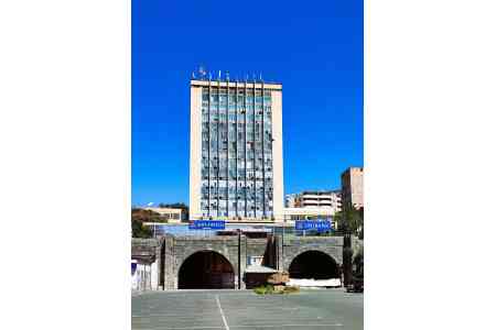 Сроки внесения финансовых средств в уставной капитал создаваемого ЗАО "ВТЦ  Ереван" переносятся на 15 дней 