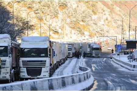 Ларс закрыт для большегрузов