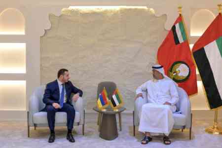 В Абу-Даби состоялась встреча госминистра ОАЭ по обороне с главой ВПК Армении и министра высокотехнологической промышленности