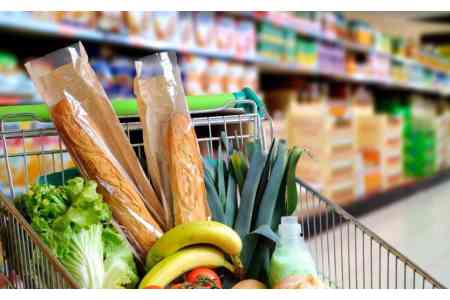 В Армении дорожающие продукты питания и услуги подстегнули годовую инфляцию в августе до 3,6%