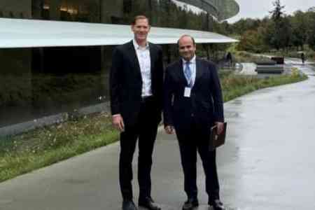 Посол Армении в США провел переговоры с представителями компаний Apple, OpenAI и Google