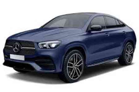 Продажи Mercedes-Benz упали на 9,2% в прошлом году