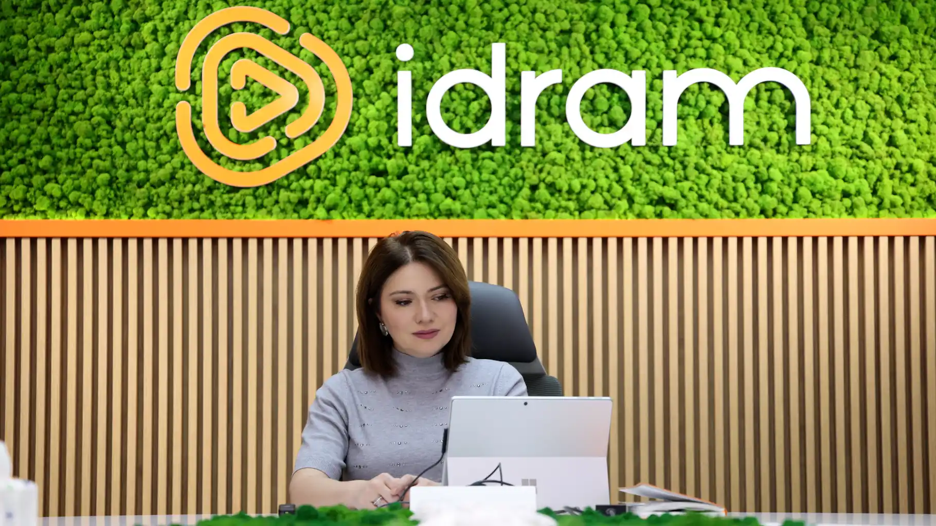 Компания Idram провела урок финансовой грамотности для участников Roboton