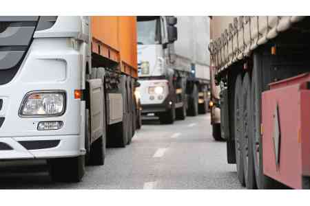 В Армении будет внедрена система управления автомобильными очередями на сухопутных  границах