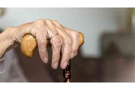 Каждый столетний пенсионер в Армении получит около $2,5 тыс.