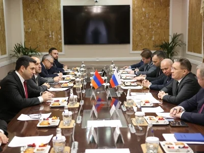 Спикер НС Армении провел встречу с главой "Росатома"