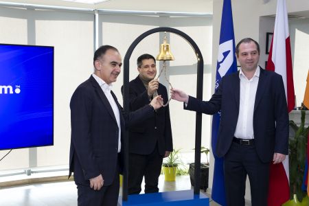 Драмовые и долларовые облигации Team Holding прошли листинг на Армянской фондовой бирже