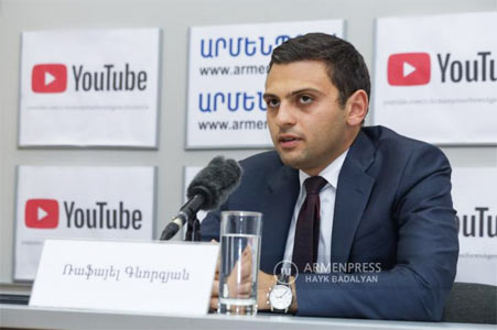 Замглавы КГД Армении с представителями АБР и ФАР обсудил направления предоставления кредитов, ориентированных на политику