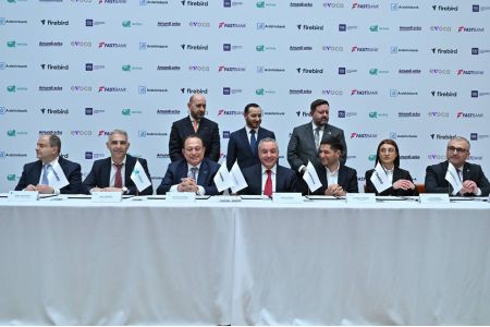 For the first time in Armenia, six financial institutions have signed  a syndicated loan agreement to finance a technology megaproject