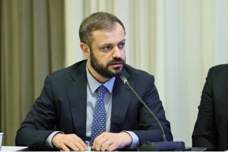 Папоян: Азербайджан заинтересован в поставках алюминиевой фольги из Армении